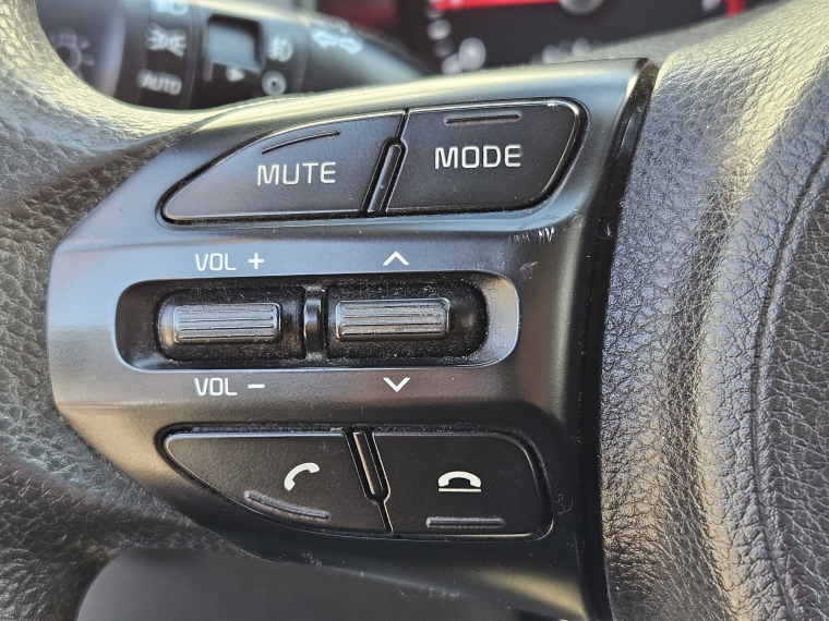 Kia Rio 5 Rio 5 Ex 1.4l 6mt Ac - 1912 2018 Usado en Rosselot Usados