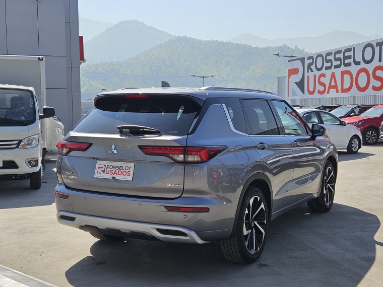 Mitsubishi New outlander New Outlander 4x4 At Gls Limited Mn 2024 Usado en Rosselot Usados
