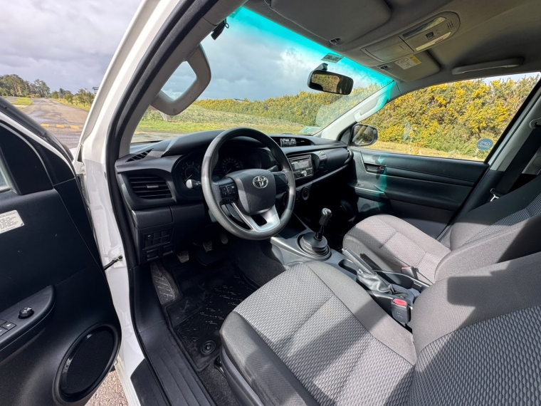 Toyota Hilux 2.4 Dx Diesel Wide Dob. Cab. 4x2 Mt 4p 2018 Usado en G Autos Automotriz - G Autos
