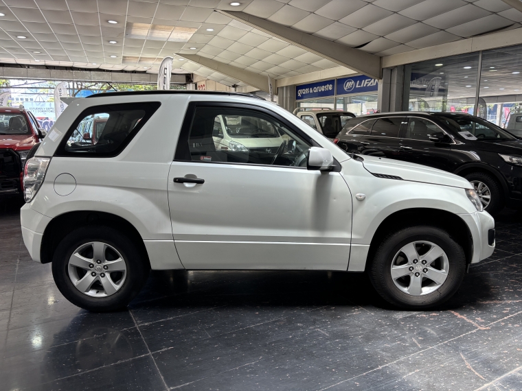 Suzuki Grand vitara Glx Sport 4x4 1.6l 5mt 2015  Usado en Grass & Arueste