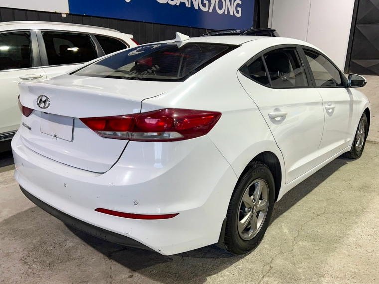 Hyundai Elantra Ad 1.6 2018  Usado en Guillermo Morales Usados