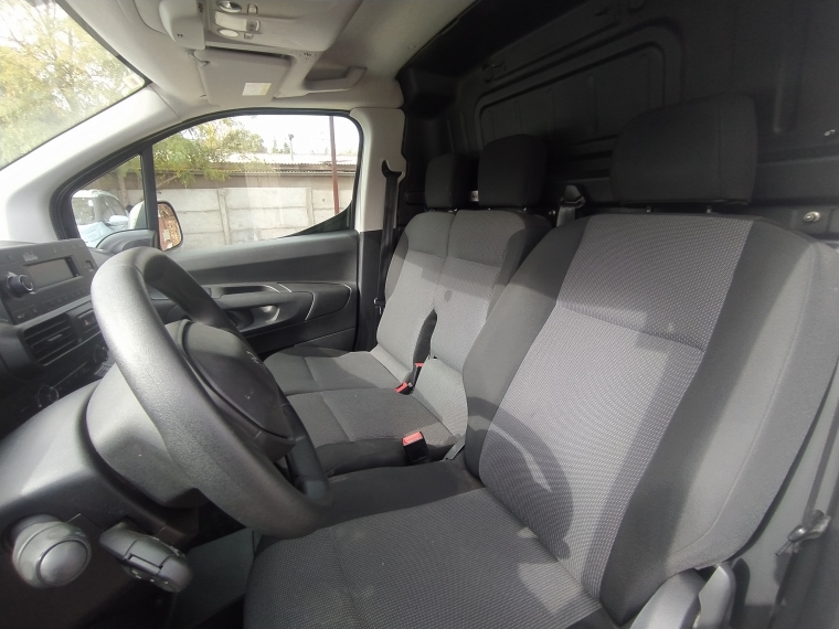 Peugeot Partner L1 Blue Hdi 100 1.5 2023 Usado  Usado en Kovacs Usados