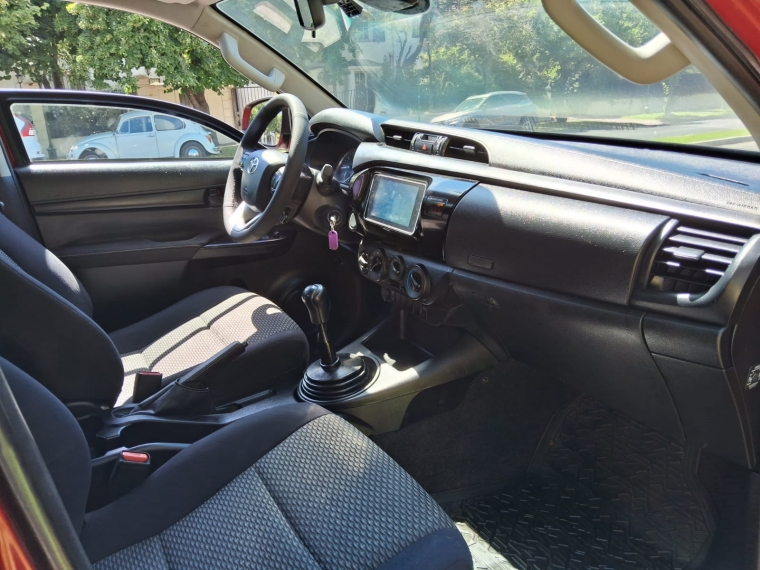Toyota Hilux Dx 4x4 2.4 2024  Usado en GT Autos