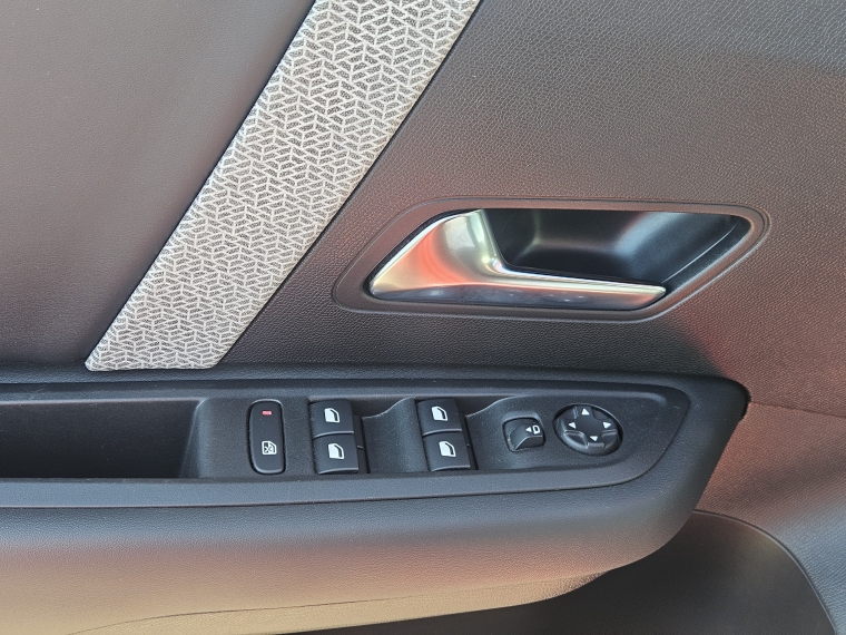 Citroen C-4 Puretech 130 Eat8 Feel Pack 2023 Usado  Usado en Kovacs Usados