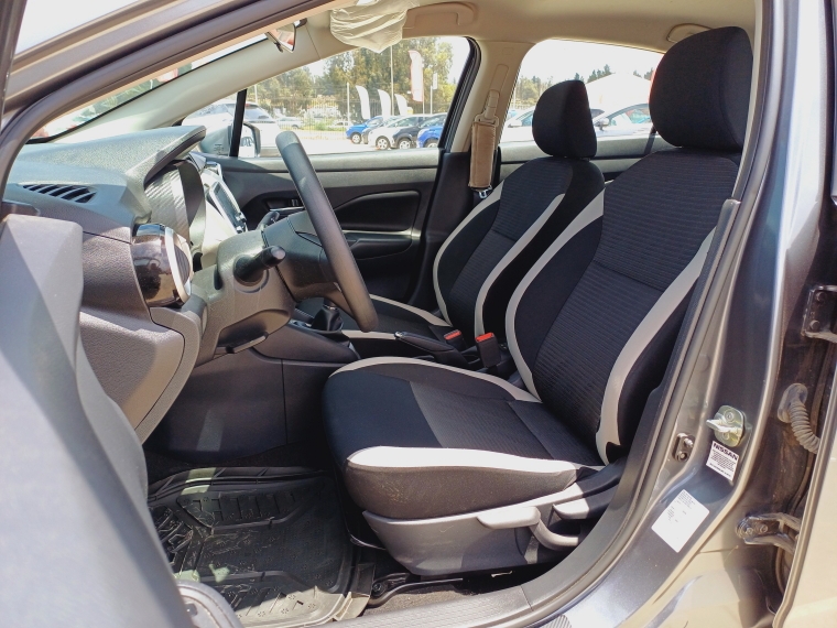 Nissan Versa Versa Mt 1.6 2020 Usado en Rosselot Usados