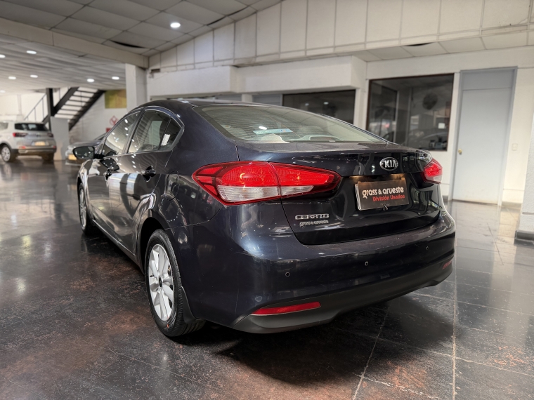 Kia Cerato Ex 1.6l 6mt Ac Abs 2018  Usado en Grass & Arueste