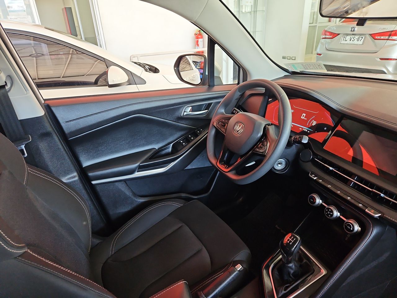 Changan Cs15 Cs15 Hb 4x2 1.5 2023 Usado en Usados de Primera - Sergio Escobar