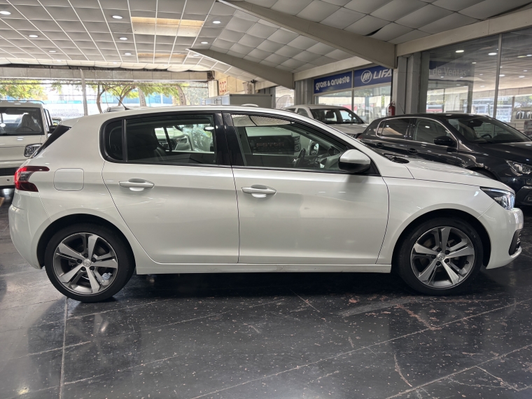 Peugeot 308 Allure Bluehdi 1.5l 6mt 2020  Usado en Grass & Arueste