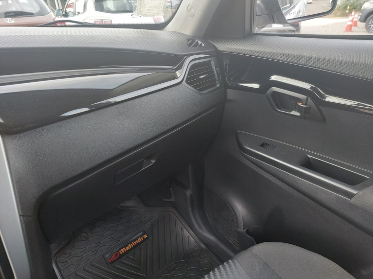 Mahindra Kuv100 1.2 Deluxe Mt 2022 Usado  Usado en Webautos.cl