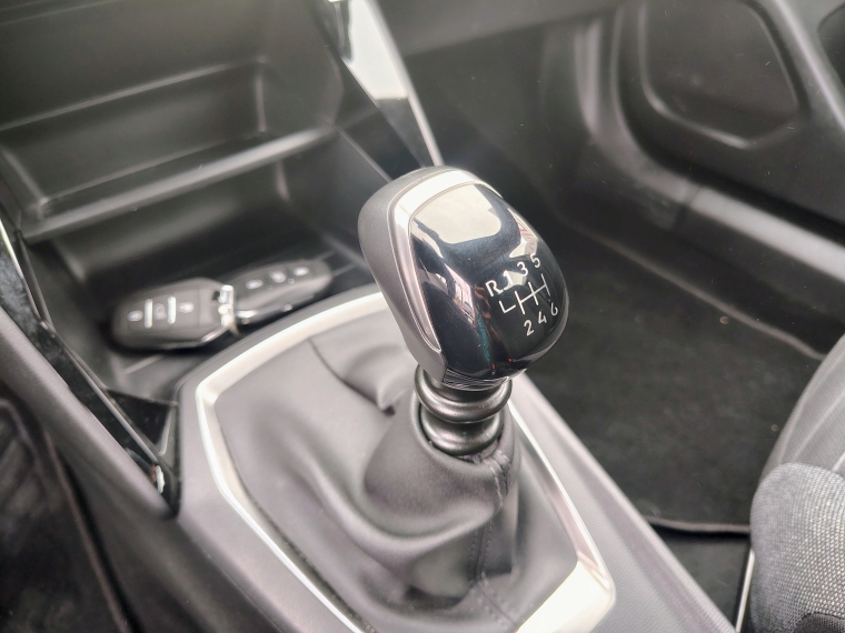 Peugeot 2008 2008 Active 1.2 2024 Usado en Rosselot Usados