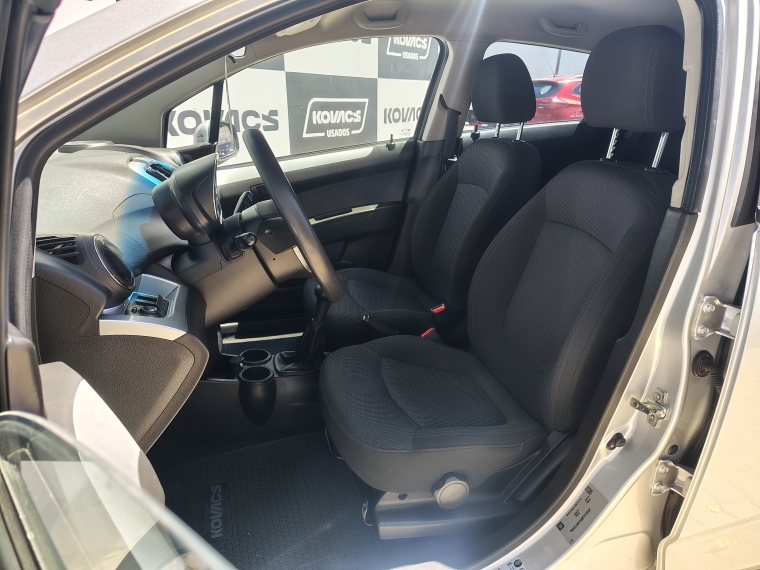 Chevrolet Spark 1.2 Gt Lt Mt De Ac Full 2021 Usado  Usado en Kovacs Usados
