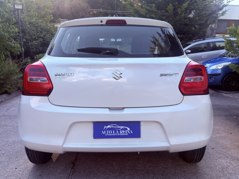 Suzuki Swift Gl 1.2 Full 2021  Usado en Automotriz Alto La Reina