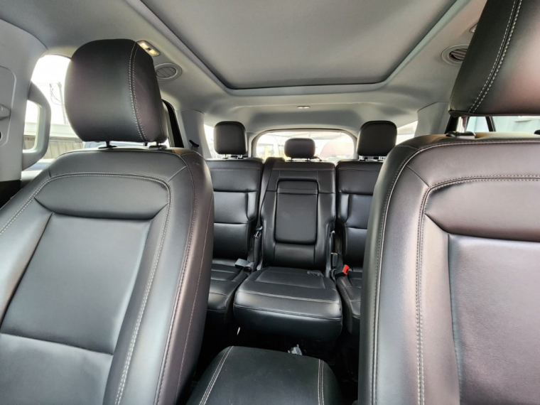 Ford Explorer Xlt 4x2 2022 Usado  Usado en Webautos.cl