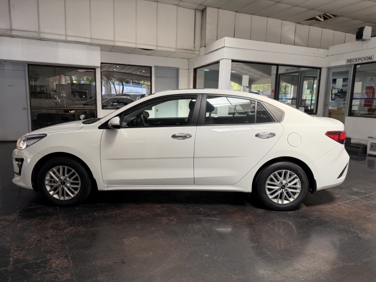 Kia Rio 4 Ex 1.4l 6mt Ci Full 2024  Usado en Grass & Arueste