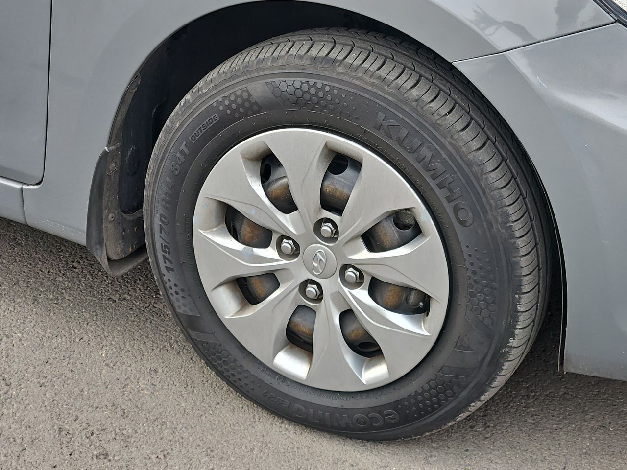 Hyundai Accent Accent Rb 1.4 2019 Usado en Usados de Primera - Sergio Escobar