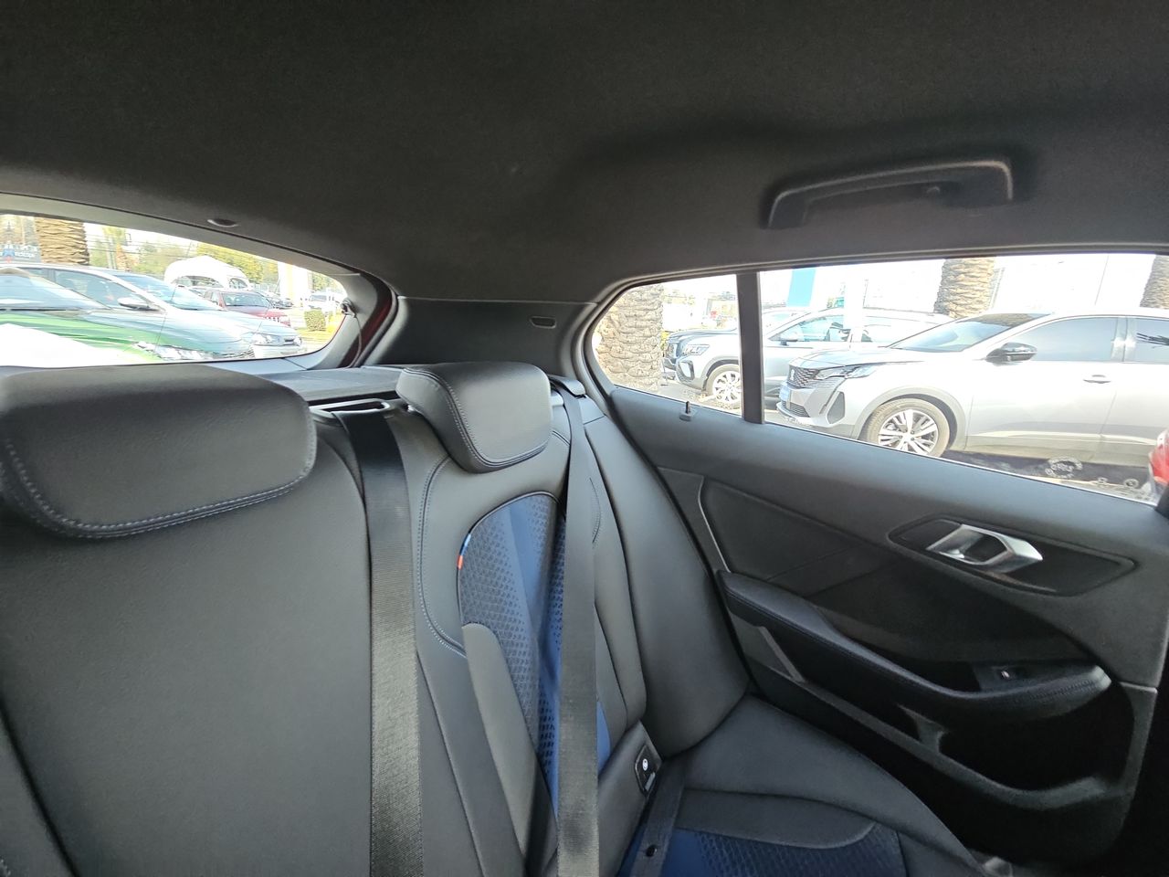 Bmw 118i 118i Hatchback 1.5 Aut 2023 Usado en Usados de Primera - Sergio Escobar