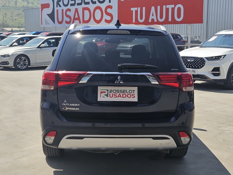 Mitsubishi Outlander Outlander 4x4 2.4 Aut 2022 Usado en Rosselot Usados