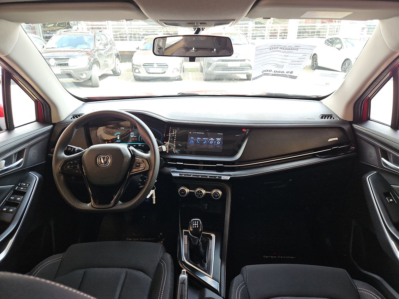 Changan Cs15 Cs15 Hb 4x2 1.5 2023 Usado en Usados de Primera - Sergio Escobar