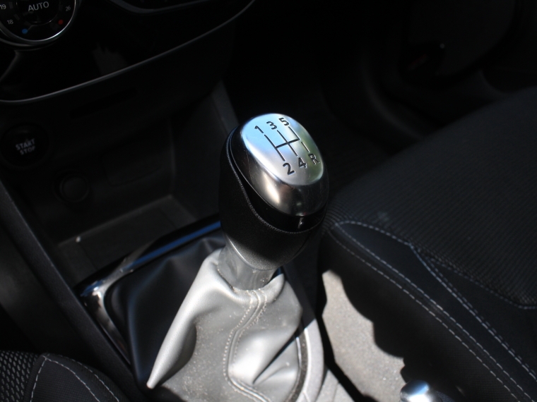 Renault Clio 1.2 Expression  Mt 2017 Usado  Usado en Kovacs Usados