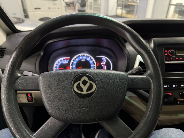 Kyc X5 Cargo Box 1.5l 5mt Ac 2022  Usado en Grass & Arueste