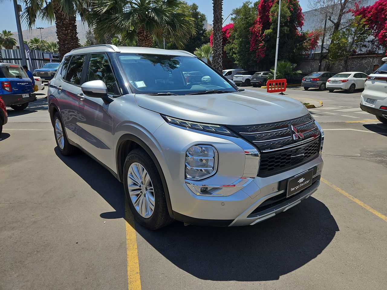 Mitsubishi New outlander New Outlander Glx 2.5 Aut 2024 Usado en Usados de Primera - Sergio Escobar