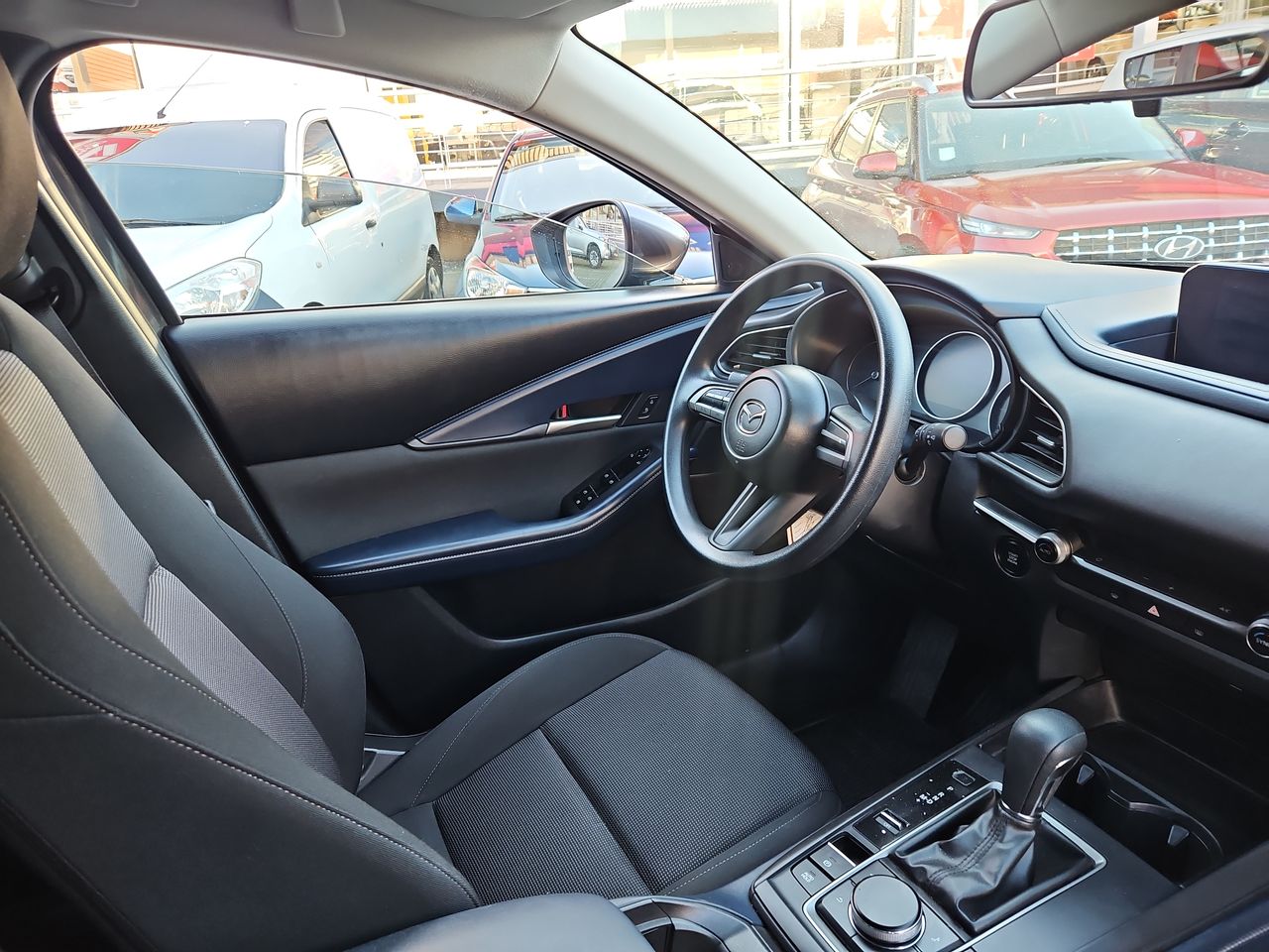 Mazda Cx-30 Cx30 2.0 Aut 2023 Usado en Usados de Primera - Sergio Escobar