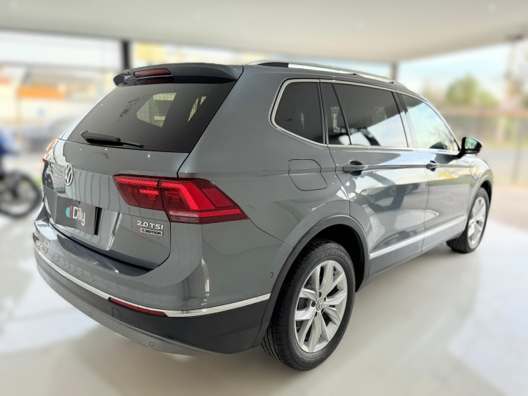 Volkswagen Tiguan Limited Tsi 2.0 Aut  2018 Usado en Automotriz Olea Flaño