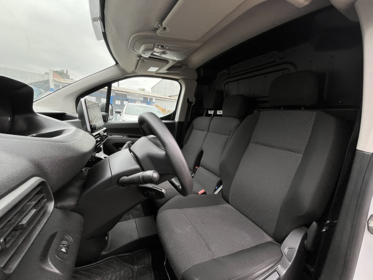 Peugeot Partner Partner Bluehdi 1.5 2024 Usado  Usado en Kovacs Usados