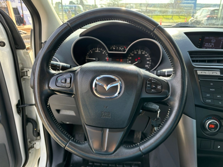 Mazda Bt-50 Bt 50 Dcab Sdx Full 4x4 2.2 2018  Usado en Guillermo Morales Usados