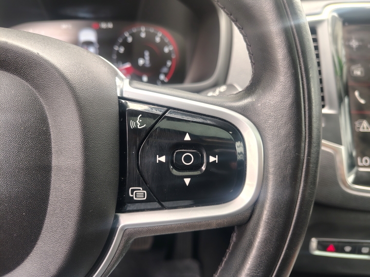 Volvo Xc90 2.0 B6 Momentum At 4x4 Hibrido 2022 Usado  Usado en Kovacs Usados