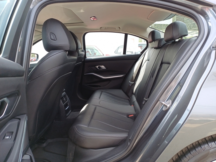 Bmw 320 320d Sedan 2.0 Aut 2023 Usado en Rosselot Usados