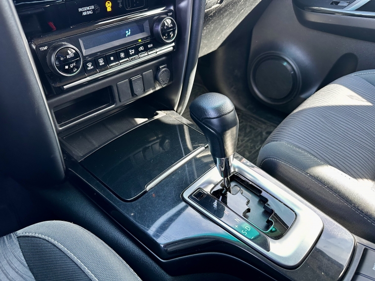 Toyota Fortuner 2.7 Sr5 At 2022 Usado  Usado en Kovacs Usados
