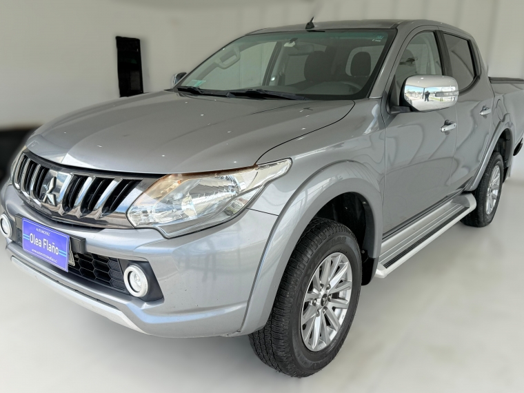 Olea Flaño Seminuevos MITSUBISHI L200 DAKAR 2.4 4X4 AT. 2018 MITSUBISHI L200 DAKAR 2.4 4X4 AT. 2018