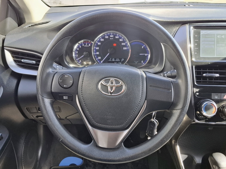 Toyota Yaris Gli E At 2022 Usado  Usado en Kovacs Usados