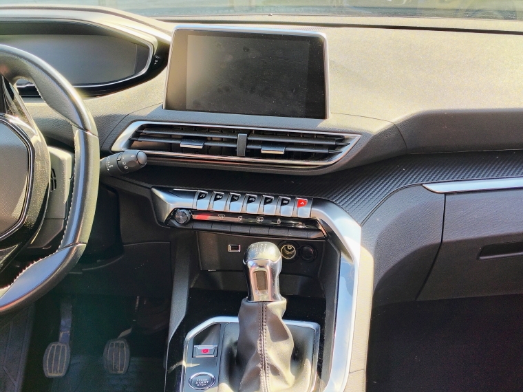Peugeot New 3008 3008 Puretech 1.2l 2023 Usado en Rosselot Usados