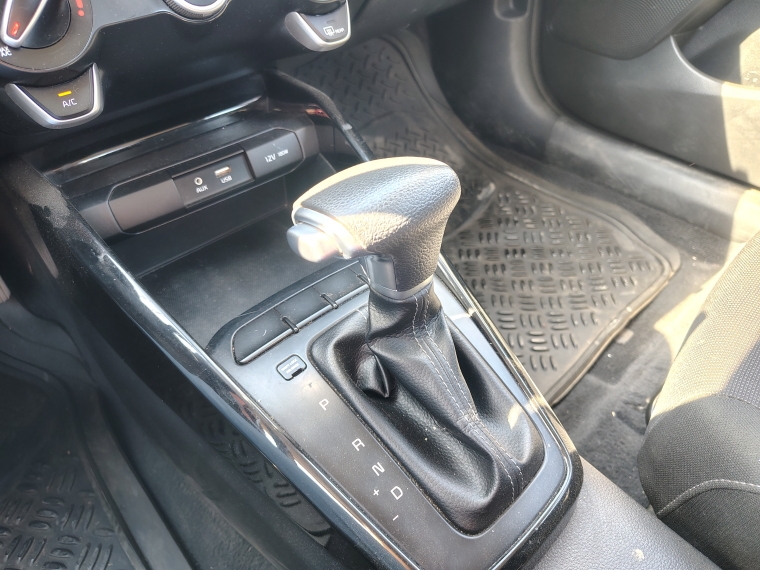 Kia Rio 4 Rio 4 Ex 1.4 Aut 2019 Usado en Rosselot Usados