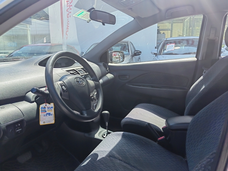 Toyota Yaris sedan Yaris 1.5 At 2012 Usado en Rosselot Usados