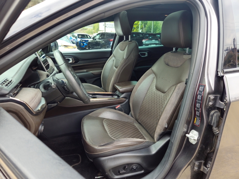 Jeep Commander Commander Overland 4x4 2.0 Aut 2022 Usado en Rosselot Usados
