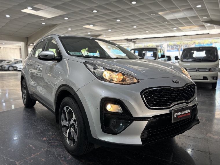 Kia Sportage Lx 2.0l Gsl 6mt 2wd 2019  Usado en Grass & Arueste
