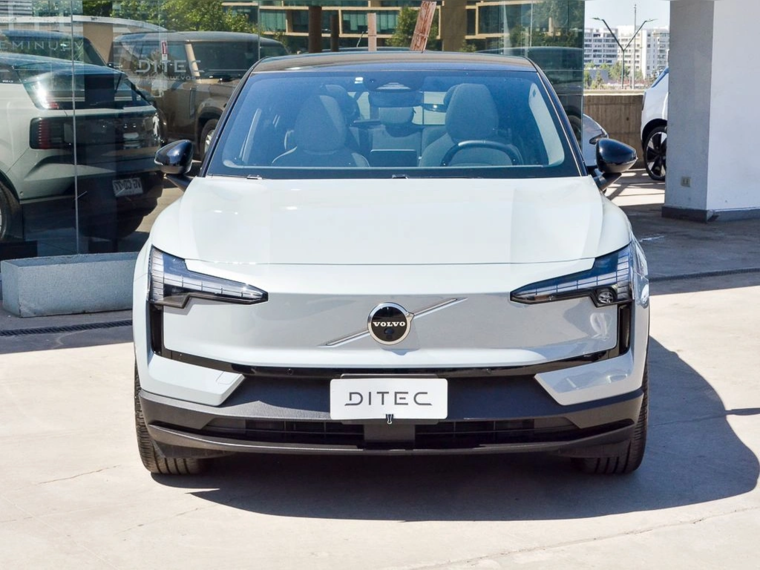 Volvo Ex30 0.0 E40 Core At Electrico 2025 Usado  Usado en Webautos.cl