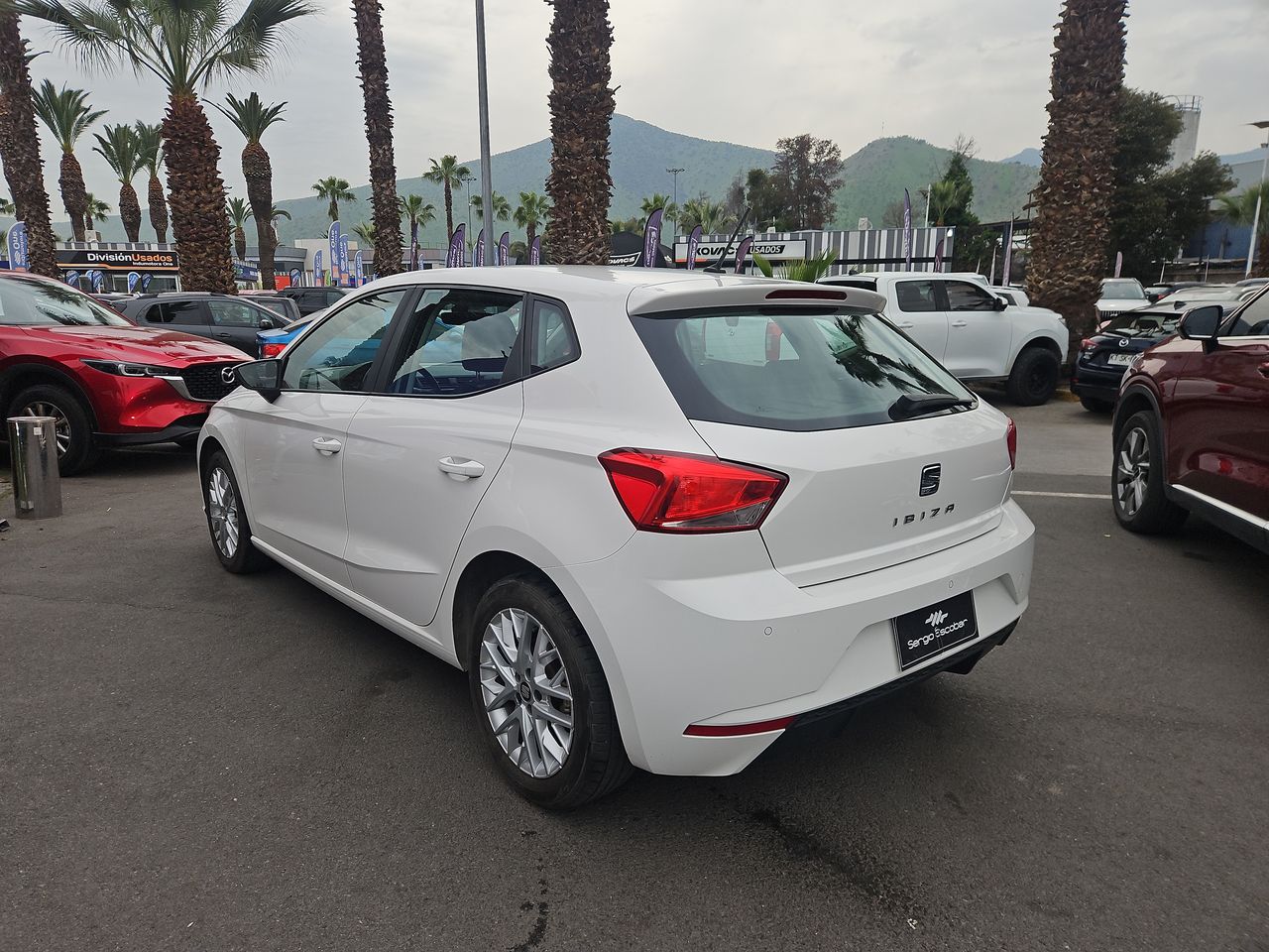 Seat Ibiza Ibiza Hatch Back 1.6 Aut 2021 Usado en Usados de Primera - Sergio Escobar