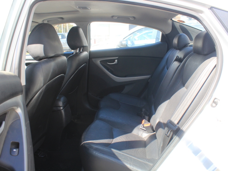 Hyundai Elantra Elantra Gls Full 1.8 Aut 2014 Usado en Rosselot Usados