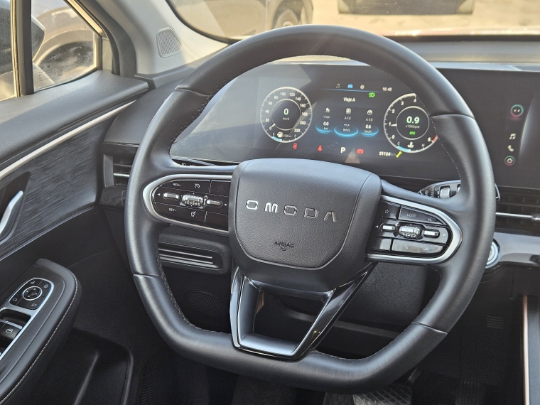Omoda C5 — foto 14 de 21