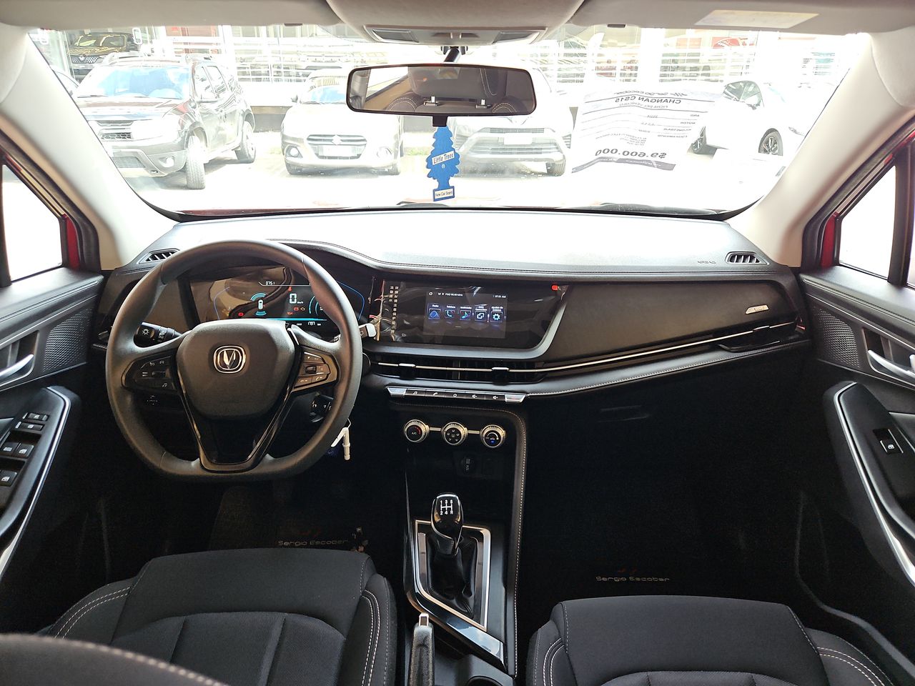 Changan Cs15 Cs15 Hb 4x2 1.5 2023 Usado en Usados de Primera - Sergio Escobar