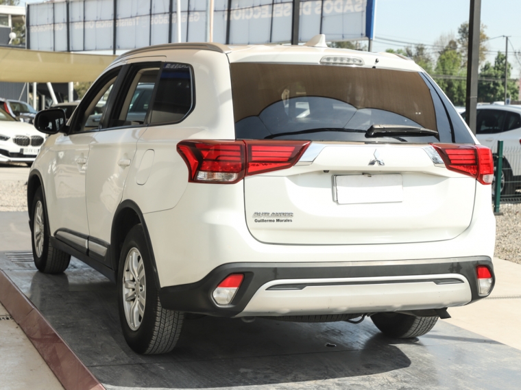 Mitsubishi Outlander 2.0 4x2  Mec 2019  Usado en Guillermo Morales Usados