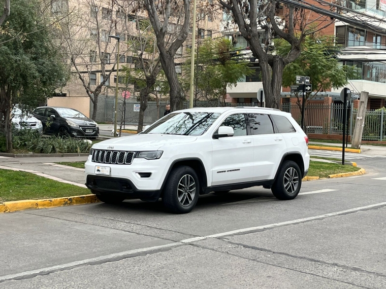 Jeep Grand cherokee Laredo 4x4 2020 