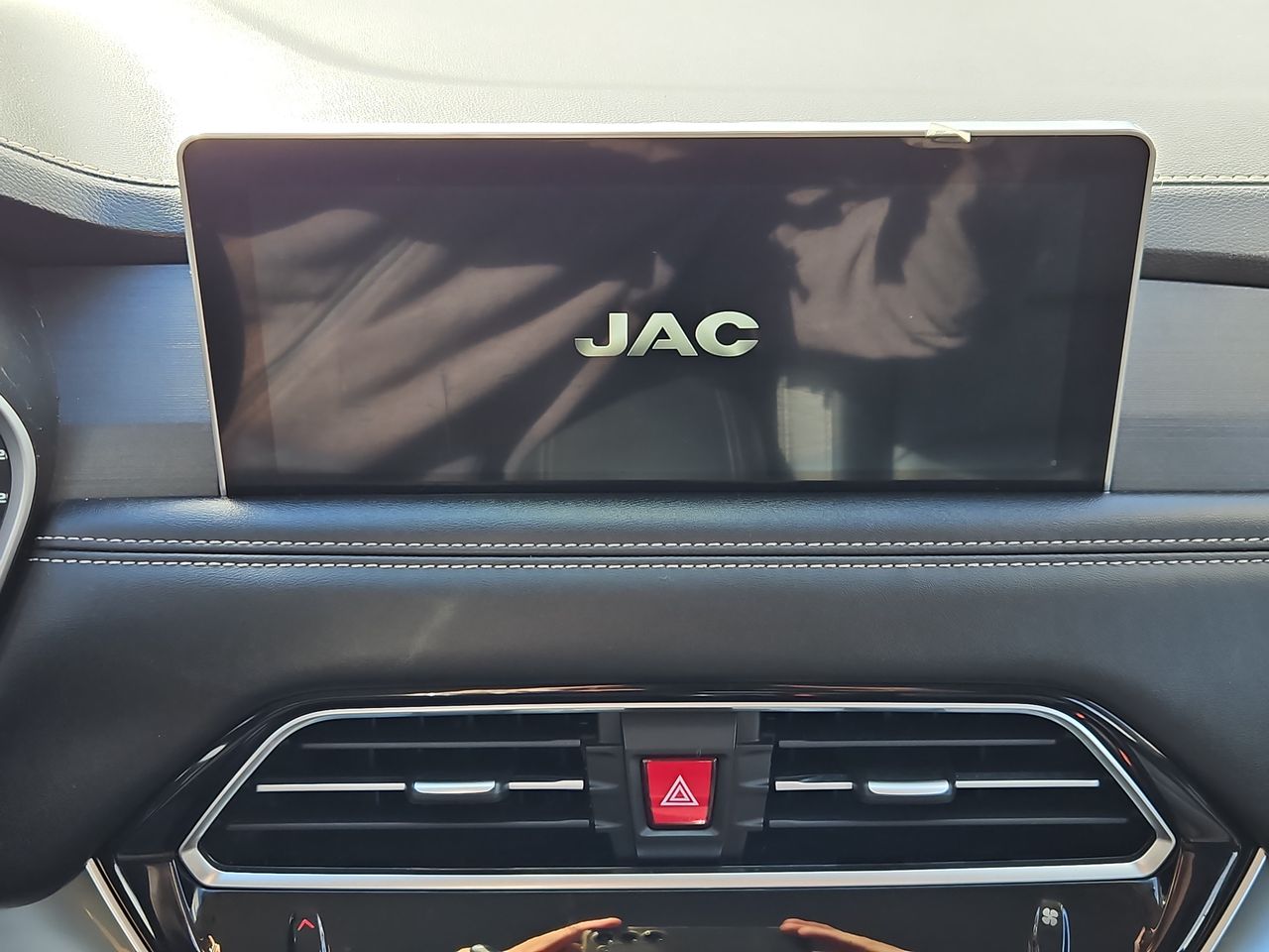 JAC JS8 JS8 TURBO 1.5 - 2024
