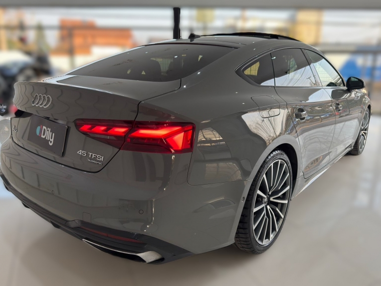 Audi A5 Sportback 45 Tfsi Quattro 2.0 Aut	 2022 Usado en Automotriz Olea Flaño