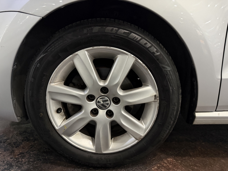 Volkswagen Polo Highline 1.6l Aut 2016  Usado en Grass & Arueste