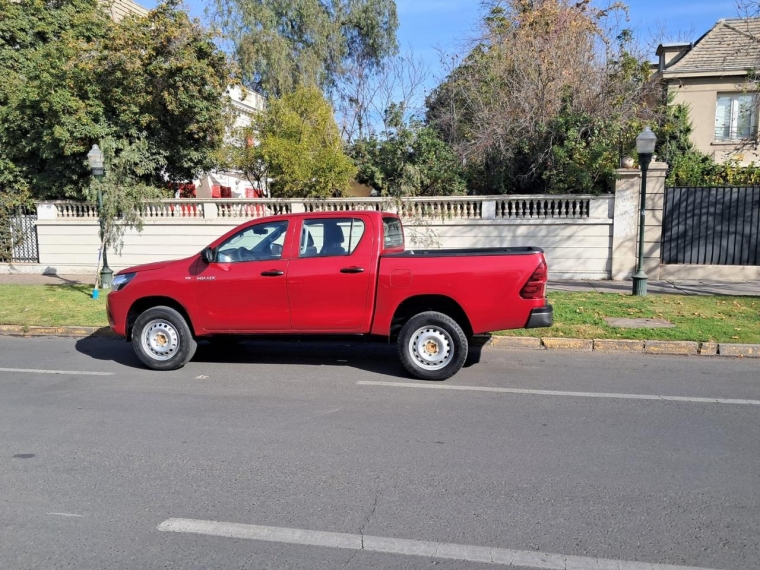 TOYOTA HILUX DX 4X2 2.4 - imagen 11